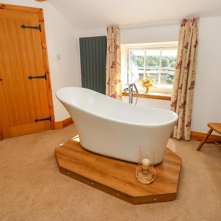 Holiday home Moorhen House *