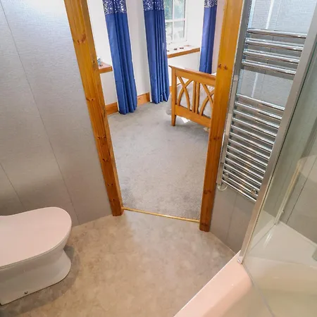 Holiday home Moorhen House